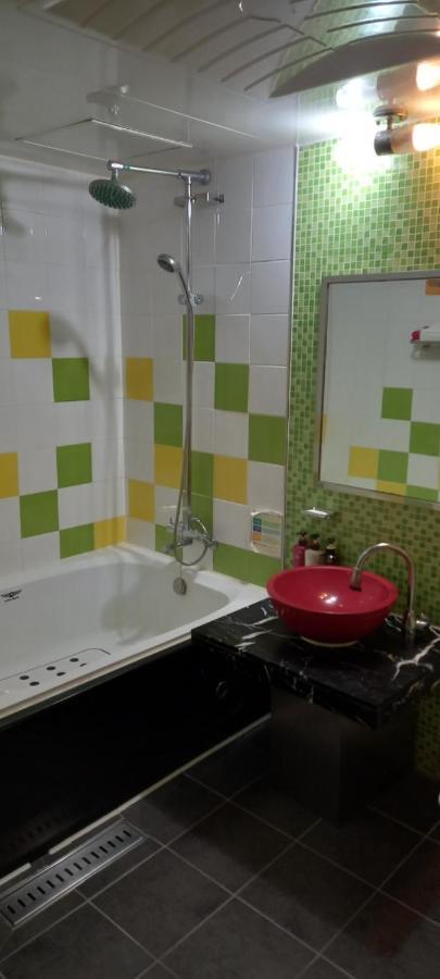 Design Motel T Ульсан Экстерьер фото
